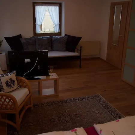 Atelier Reinhart Bed & Breakfast