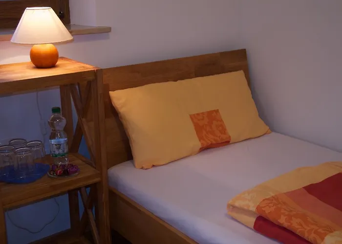 Atelier Reinhart Bed & Breakfast